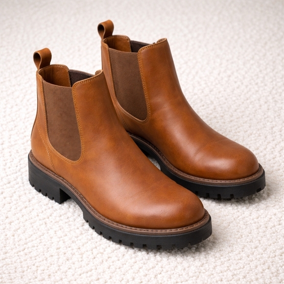 Madewell Shoes - Madewell Leather Citywalk Chelsea Lug Sole Boots Brown English Saddle Size W 11